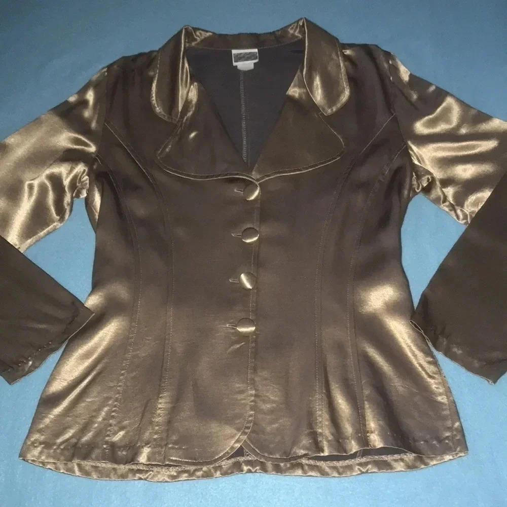 MYSTIC vintage gold blazer covered buttons belt and buckle in back size L
